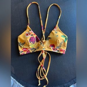 Floral Bikini Top | Size M